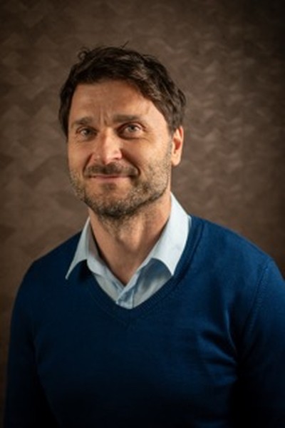 Mgr. Robert Mifek
